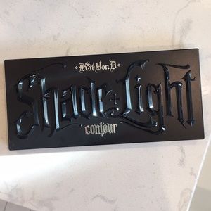 Kat Von D contour palette